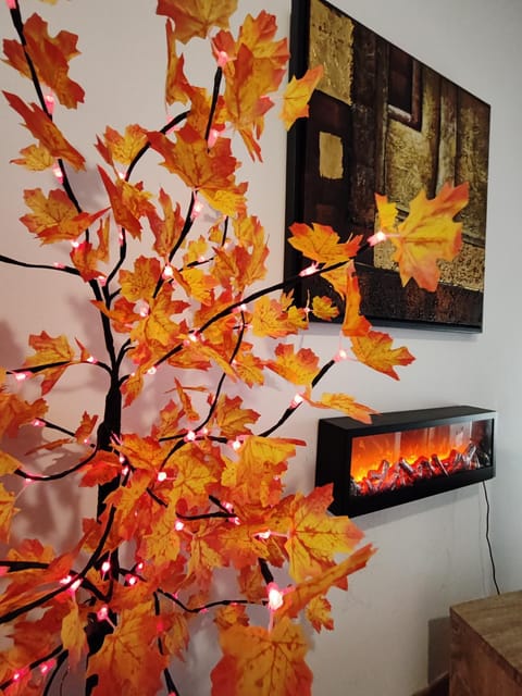 Communal lounge/ TV room, TV and multimedia, Decorative detail