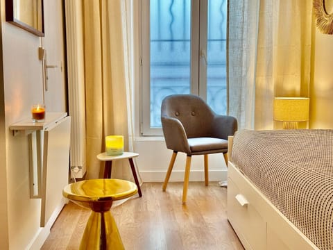 Living room, Seating area, Bedroom