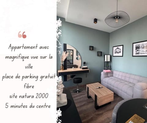 Évasion Urbaine, Vue sur la ville Apartment in Jura