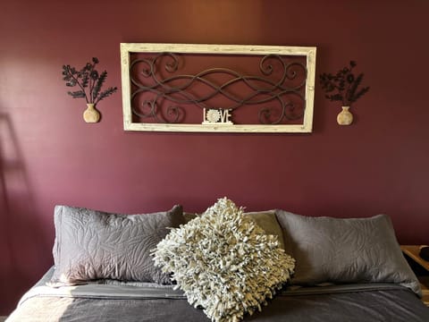 Bed, Decorative detail