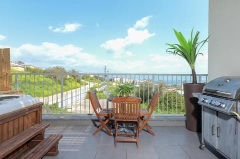 Property building, Day, BBQ facilities, View (from property/room), Balcony/Terrace