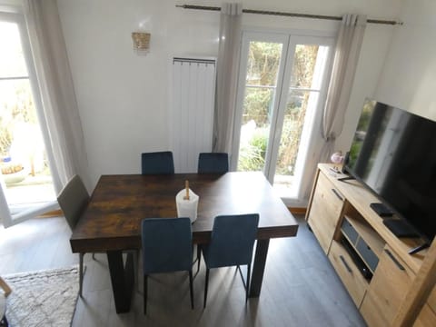 Appartement spacieux et 5 minutes DISNEY LAND PARIS Apartment in Bailly-Romainvilliers