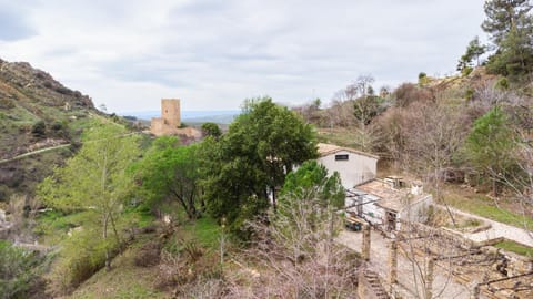 Nearby landmark, Natural landscape, Mountain view