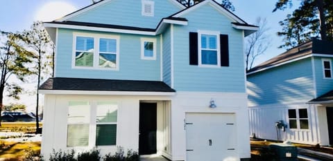 Large and spacious house at Magnolia Place MB House in Carolina Forest