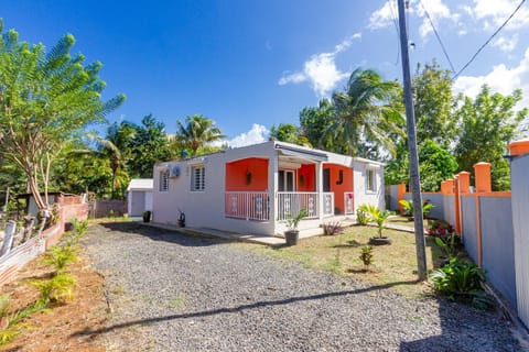 Property building, Garden, Garden view