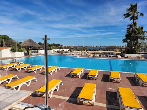 Aqua park, Swimming pool