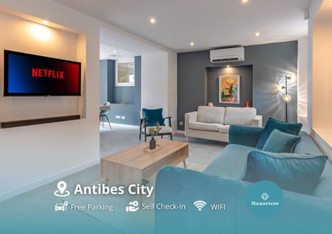 TV and multimedia, Living room, Seating area, air conditioner