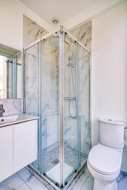 Appartement équipé à 5 minutes de Paris Apartment in Paris