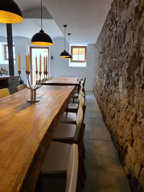 Banquet/Function facilities, Seating area