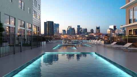 Pool view, Swimming pool