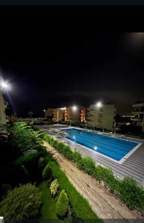 Garden, Swimming pool