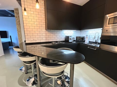 Kitchen or kitchenette, Dining area, dishwasher, oven, stove