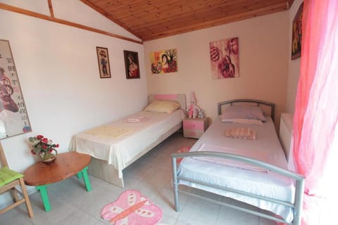 Georgia's Summer Apartment House in Halkidiki