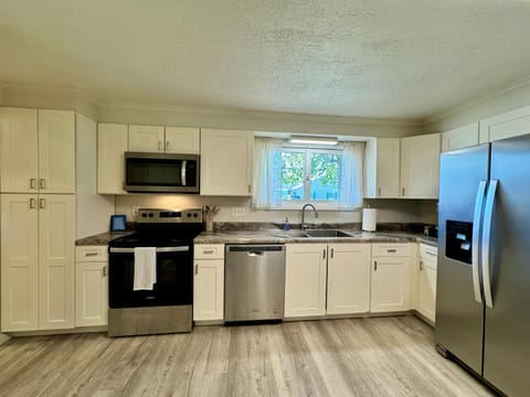 Idle Springs Apartment in Indiana