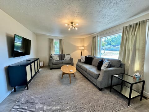 Idle Springs Apartment in Indiana