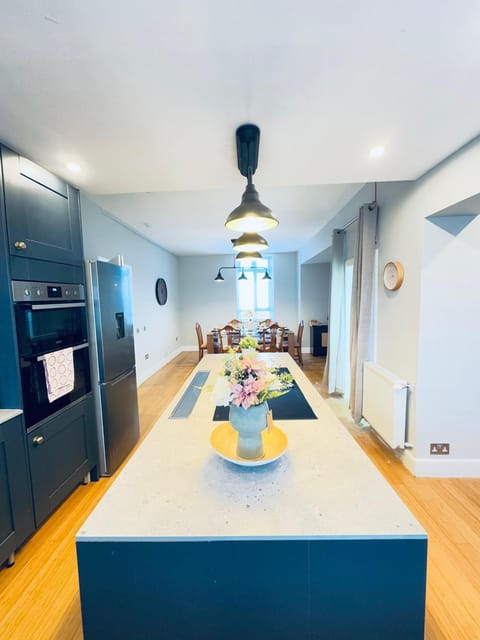 Top Floor Apartment with Castle Views Apartment in Edinburgh