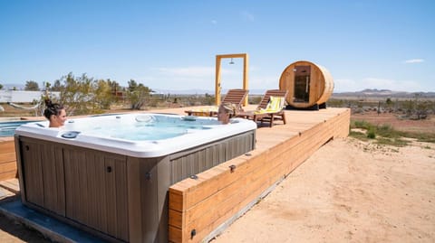 Hot Tub, Mountain view, Pool view