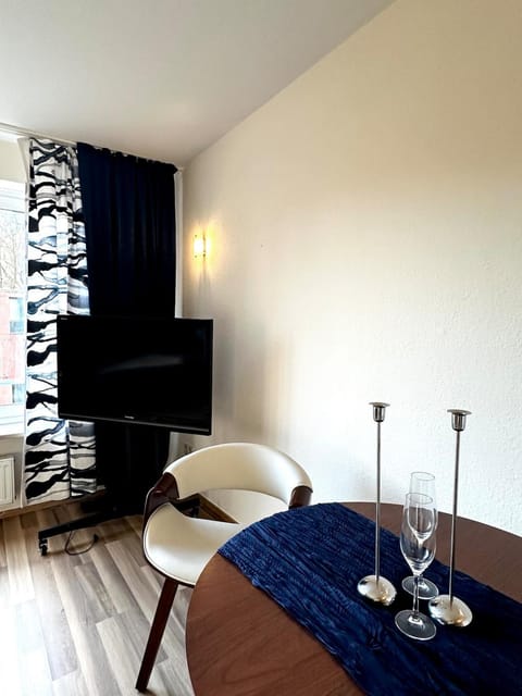 TV and multimedia, Seating area