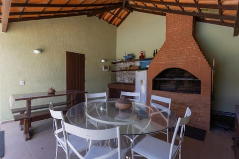 BBQ facilities, Dining area