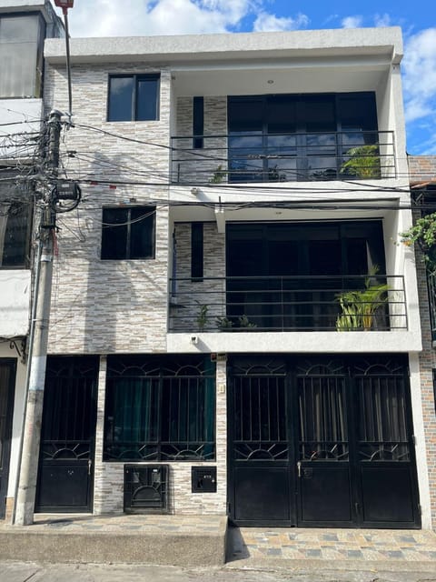 Property building, Facade/entrance, Day