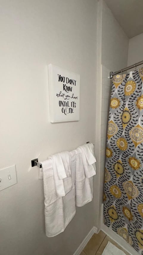 Hill Country Fairway Haven Apartment in Lakeway