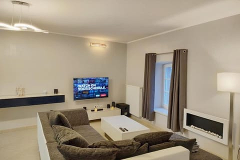 Modern 3 Bedroom Apartment near Useldange Castle Apartment in Luxembourg District, Luxembourg