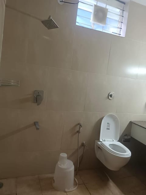 Shower, Toilet, Bathroom, bidet