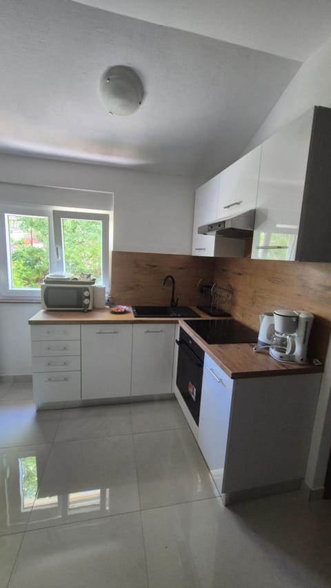 Apartment Petra Apartment in Zadar County