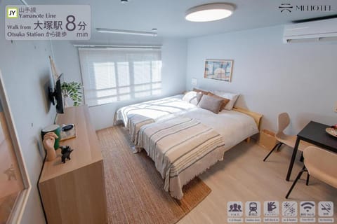 Bed, Bedroom, Text overlay, air conditioner
