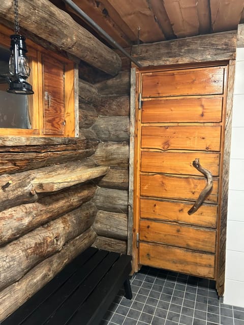 Sauna, Bathroom