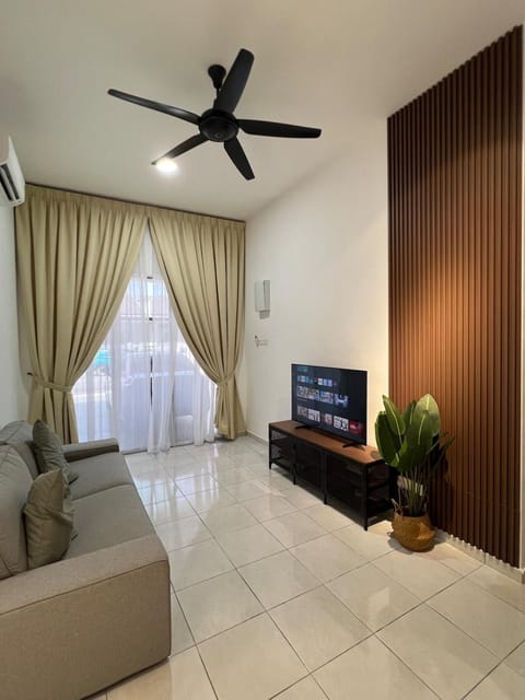 Communal lounge/ TV room, Living room, Seating area