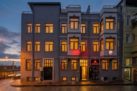 Property building, Night, City view, Location