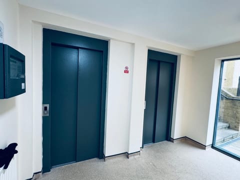 Pears Suite - 1 Bedroom - Sleeps 2 Apartment in Copeland District