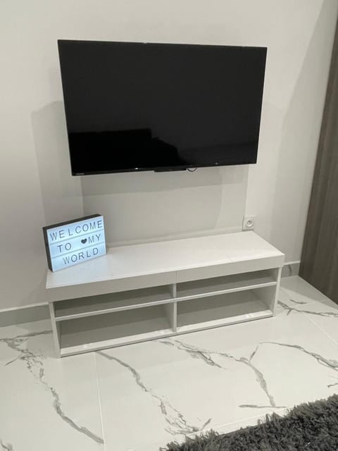 Appartement cosy rénové à neuf Apartment in Auvergne-Rhône-Alpes