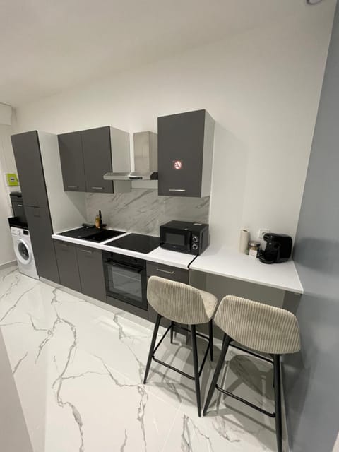 Appartement cosy rénové à neuf Apartment in Auvergne-Rhône-Alpes