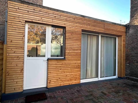 Property building, Balcony/Terrace