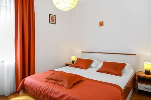 Golden Cape 2 Apartment in Bol