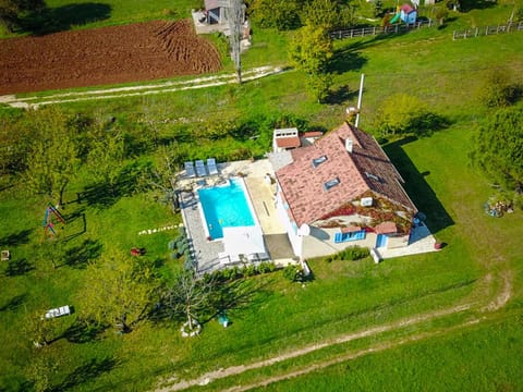 Villa Romansa near Split- heated pool peace, bbq Villa in Split-Dalmatia County