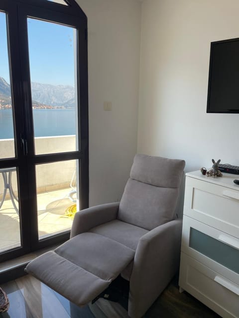 Apartment Jovana Apartment in Dobrota