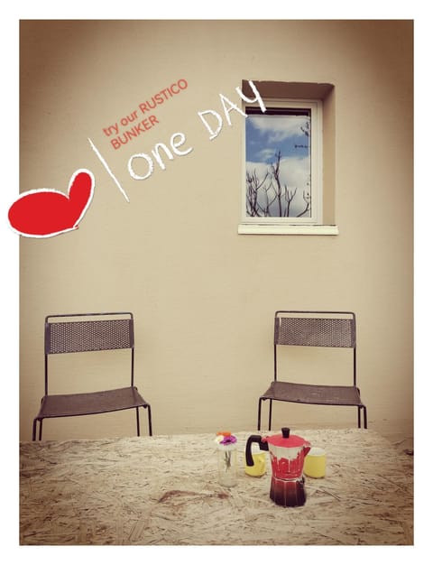 Il Rustico Bunker House in Marche