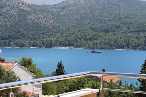 Natural landscape, Mountain view, Sea view