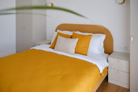 Bed, Bedroom, wardrobe