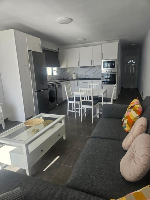 Kitchen or kitchenette, Living room, Dining area, dishwasher, oven, washing machine