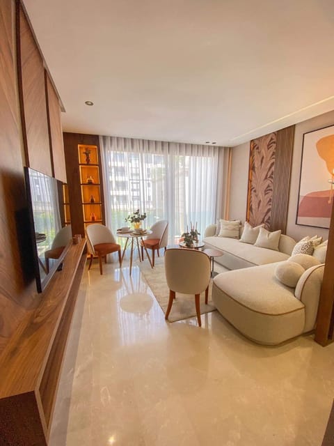 Communal lounge/ TV room, TV and multimedia, Living room, Seating area