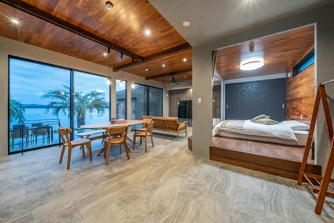 Bed, Natural landscape, View (from property/room), Balcony/Terrace, Photo of the whole room, Dining area, Bedroom
