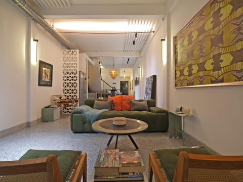 Communal lounge/ TV room, TV and multimedia, Living room, Seating area
