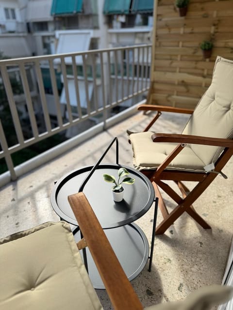 To Kyma Apartment Athens South Apartment in Kallithea