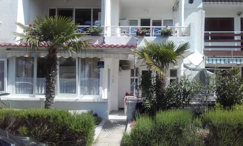 Facade/entrance, Garden view