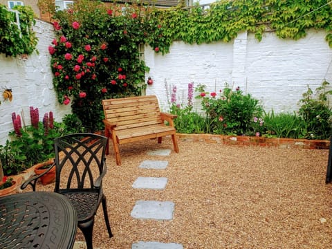 Garden, Garden view