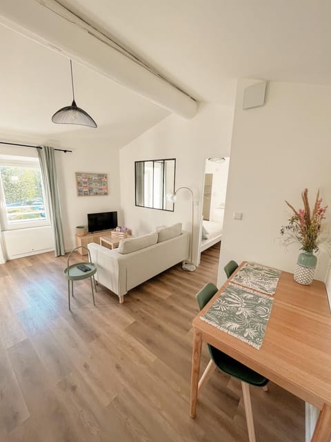 Charmant appartement indépendant Apartment in Cavaillon